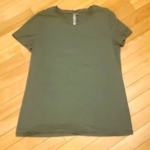 EUC Banana Republic T